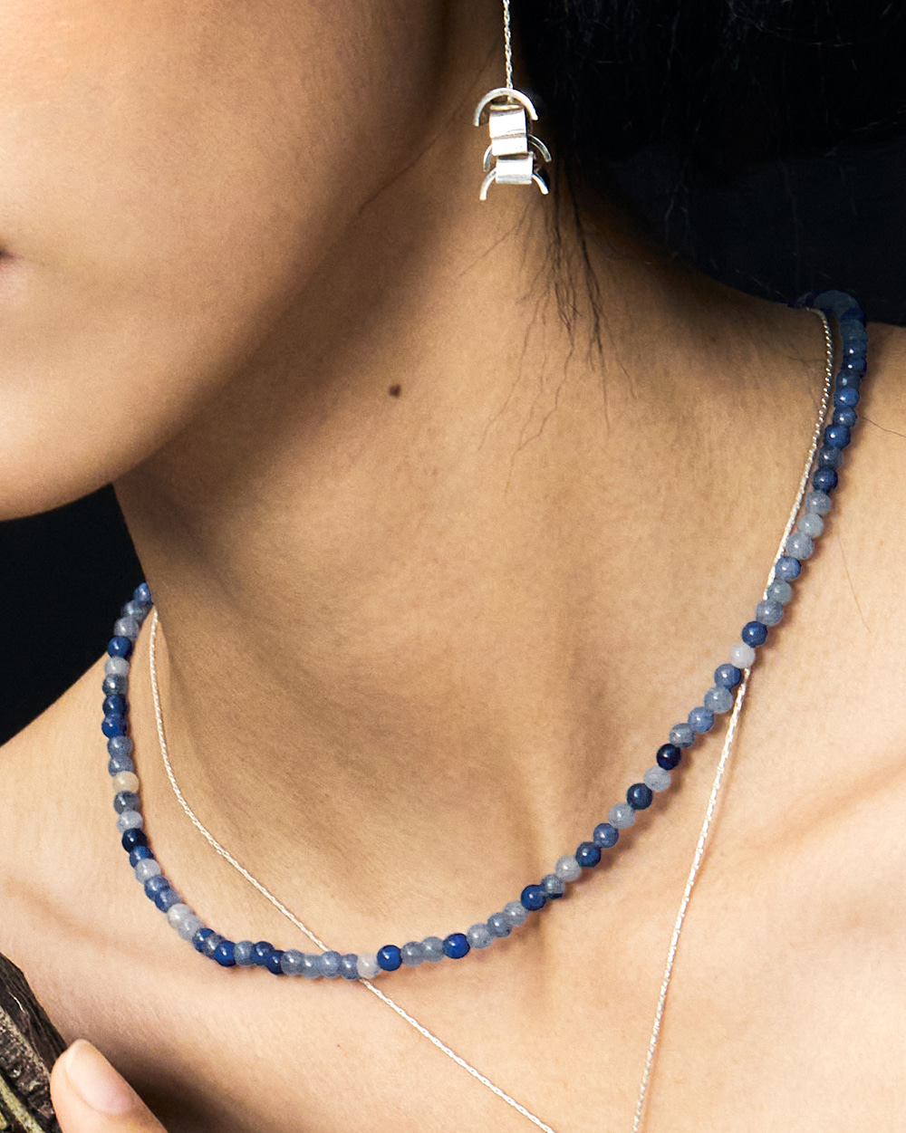 푸른빛 비즈 목걸이 Mixed blue beads necklace
